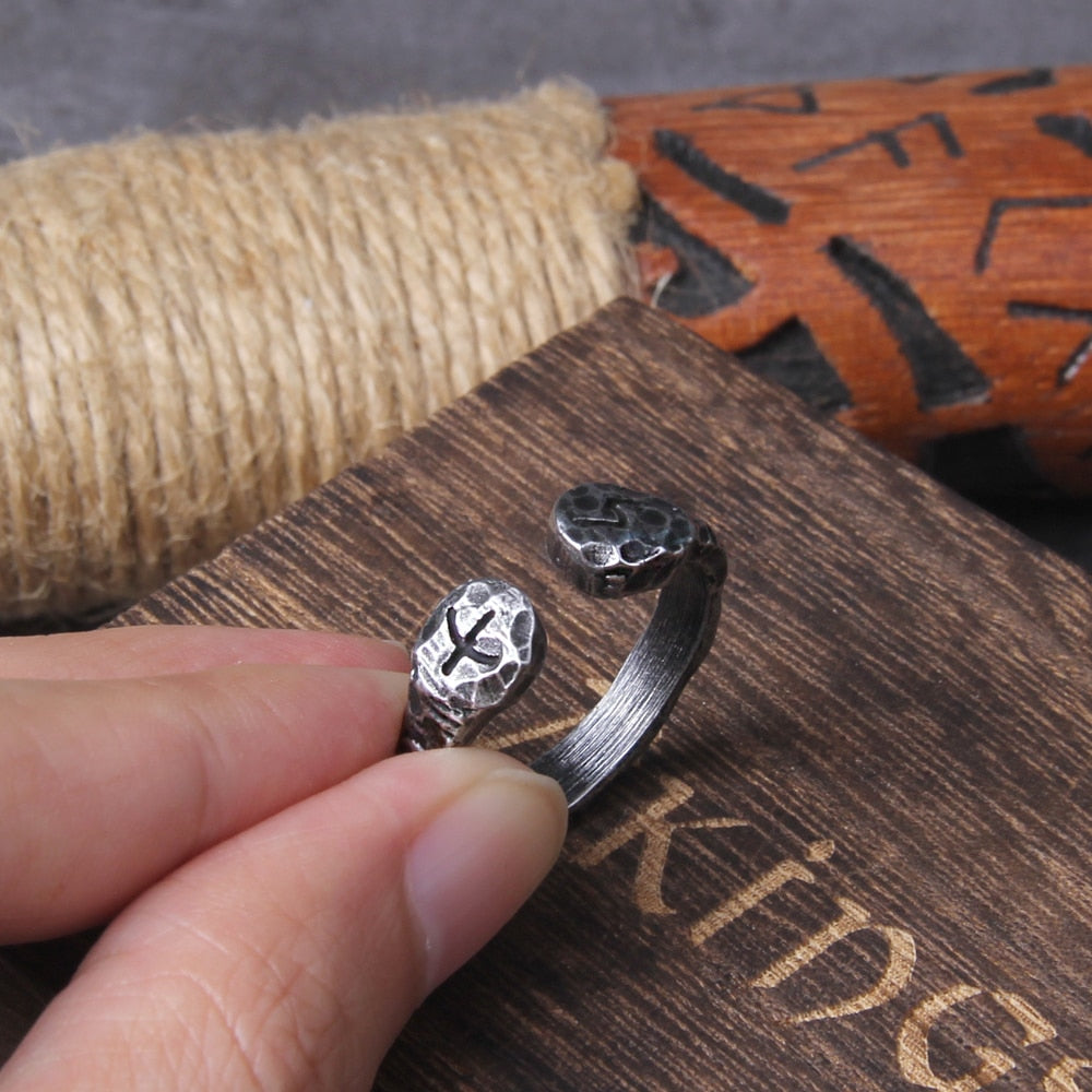 NORSE SIGN RING - STAINLESS STEEL