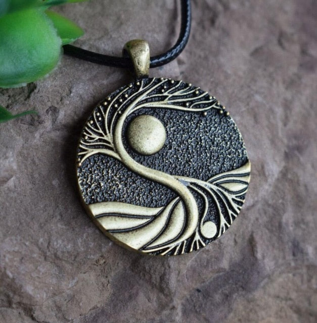 TREE OF LIFE VARIANTS PENDANT- MOON RITUAL - Forged in Valhalla