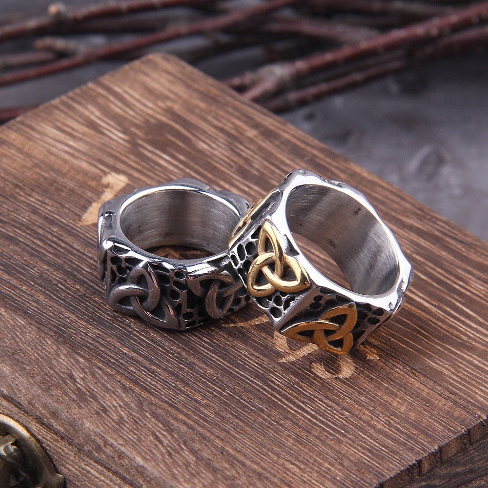 CELTIC KNOT ENTERAL RING- STAINLESS STEEL