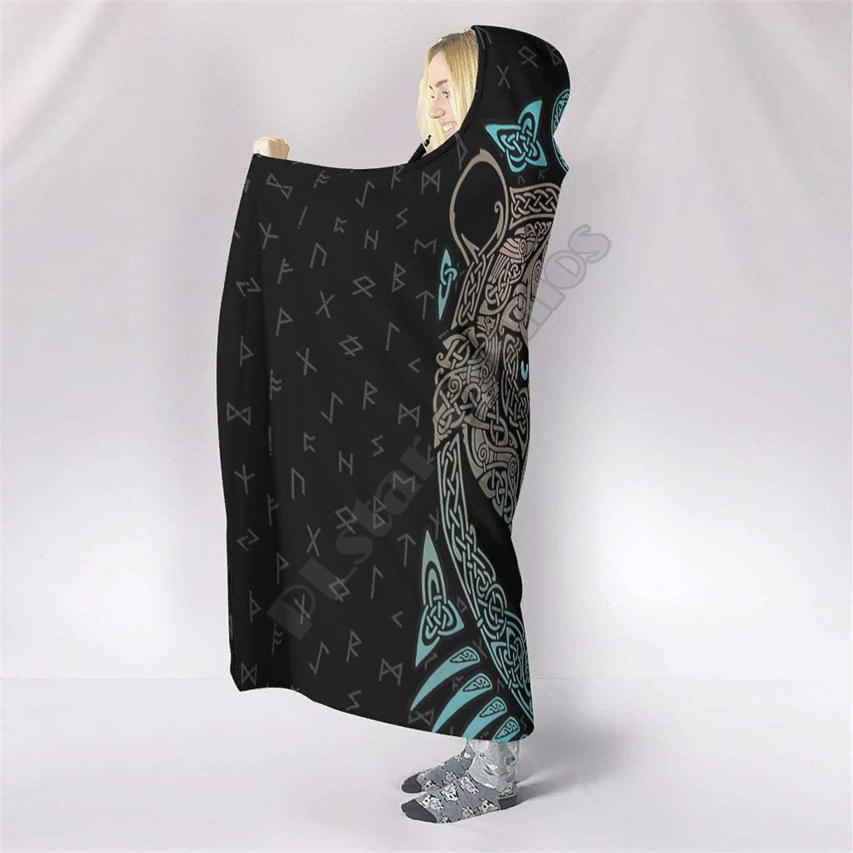 TWIN RAVENS- HOODED BLANKET